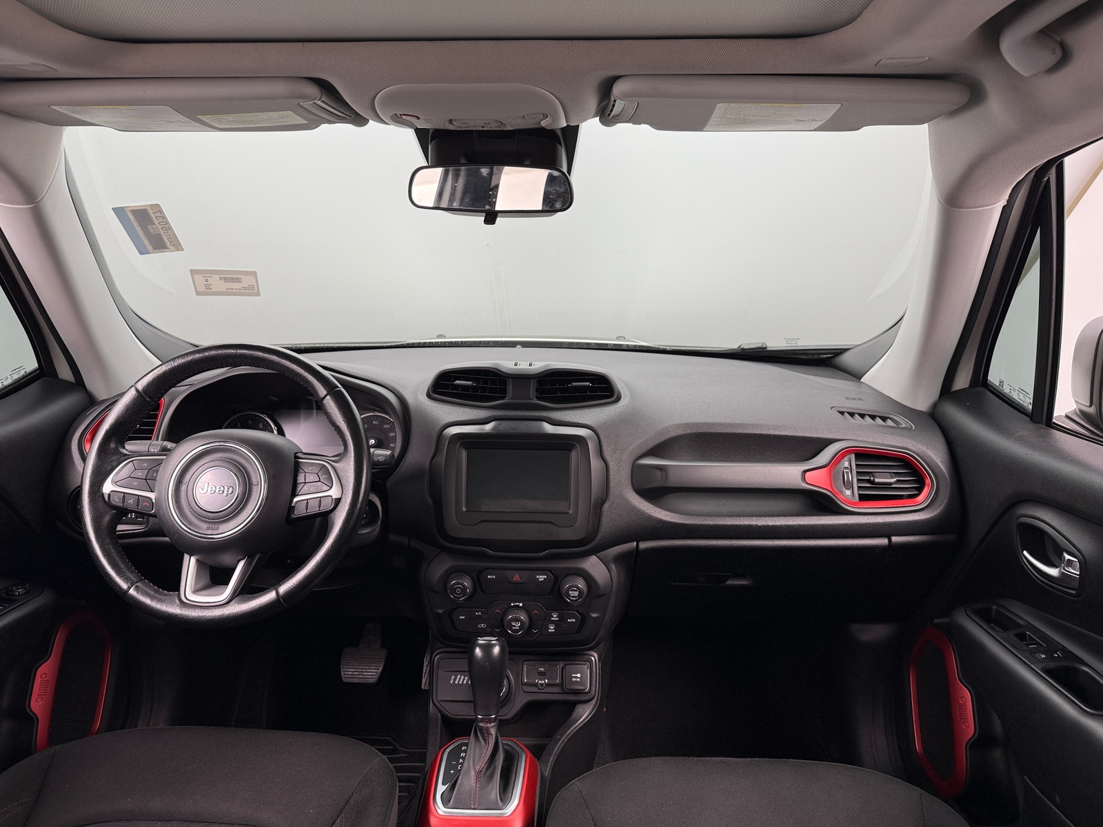 Thumbnail: 2020 Jeep Renegade - 3