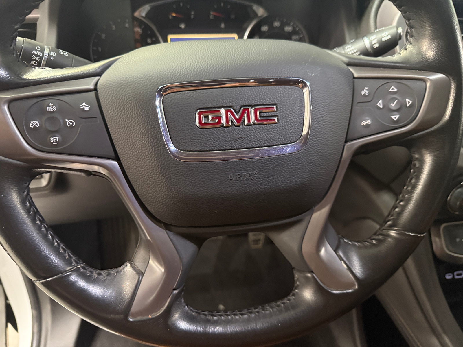 Thumbnail: 2020 GMC Acadia - 4