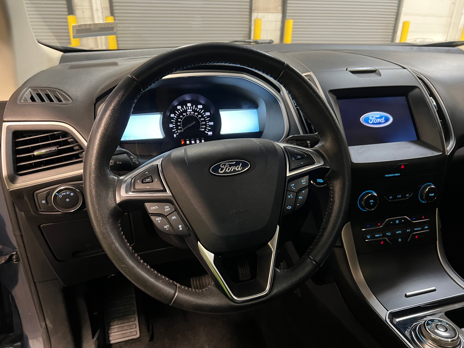 Thumbnail: 2019 Ford Edge - 5