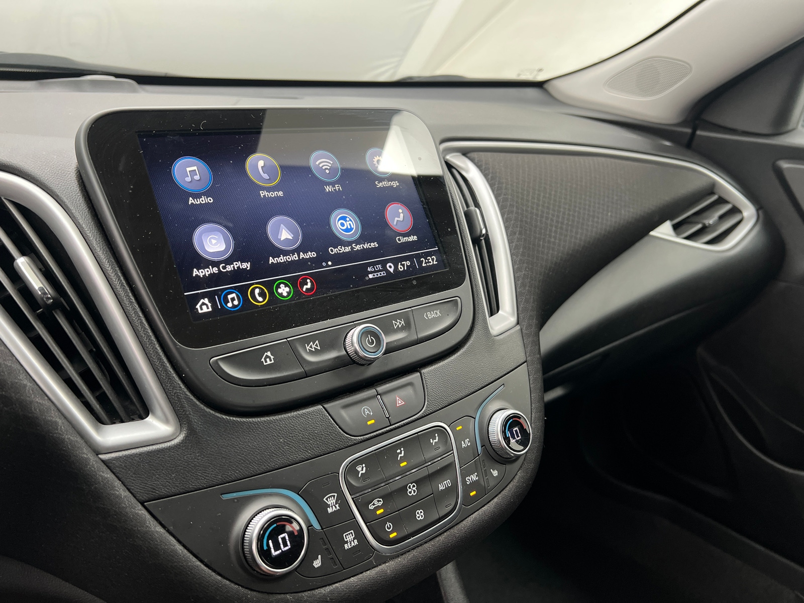 Thumbnail: 2024 Chevrolet Malibu - 4