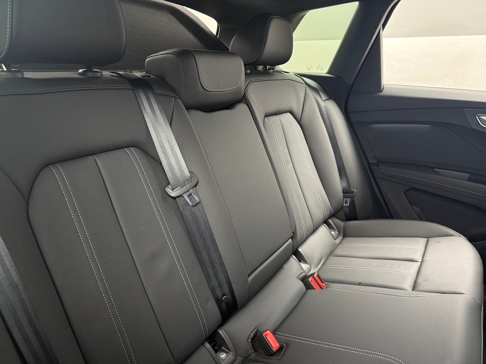 Thumbnail: 2024 Audi Q4 e-tron - 5