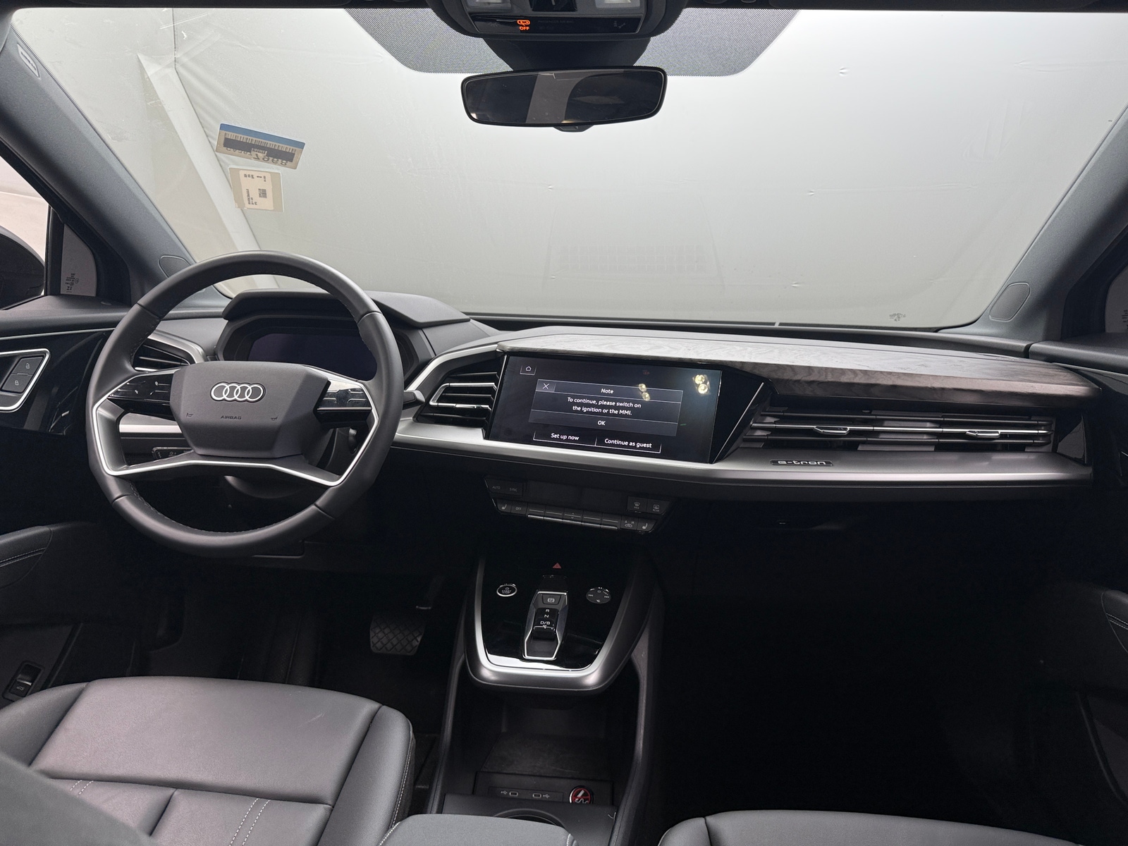 Thumbnail: 2024 Audi Q4 e-tron - 2