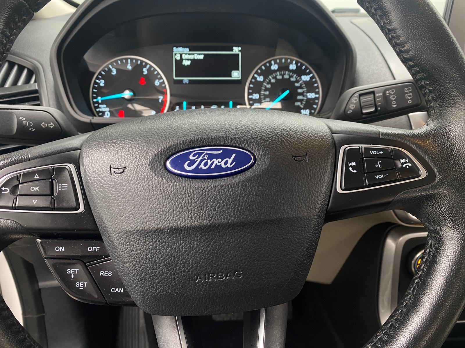 Thumbnail: 2018 Ford EcoSport - 5