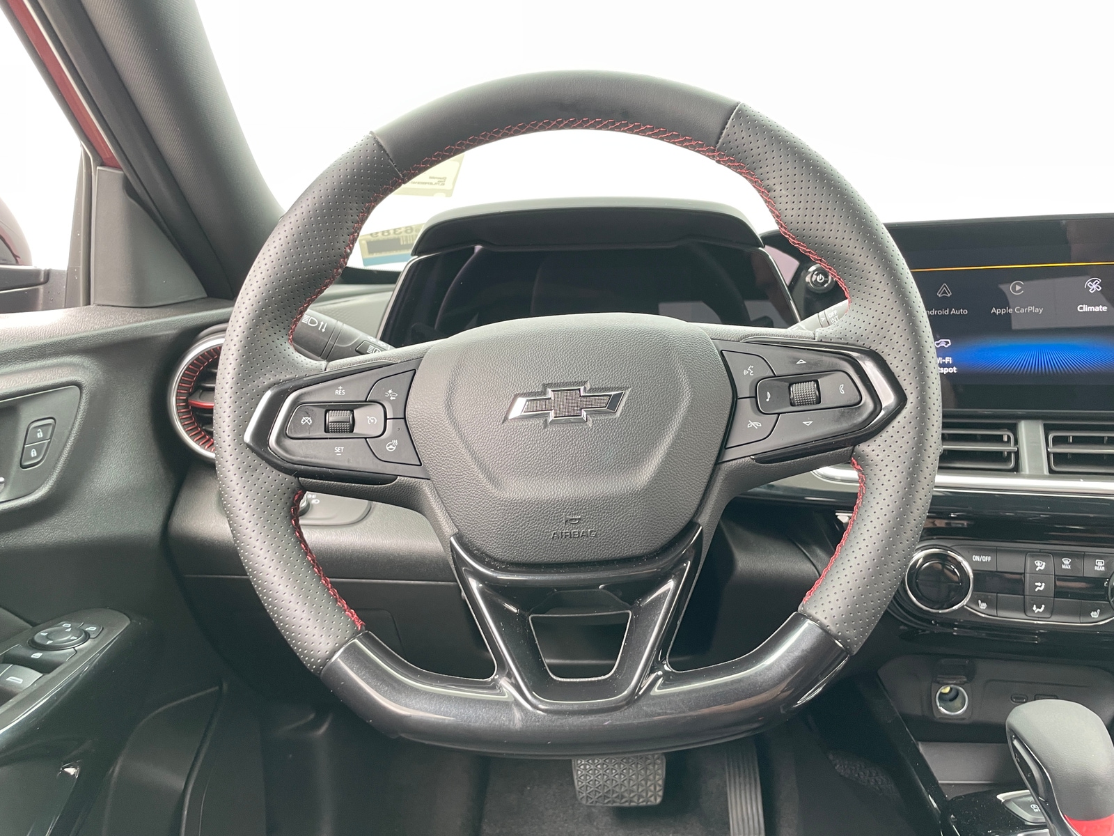 Thumbnail: 2025 Chevrolet Trax - 4