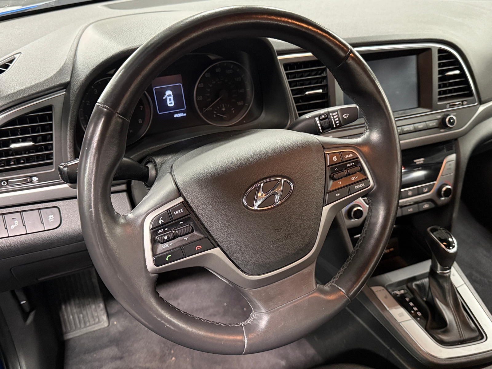 Thumbnail: 2017 Hyundai Elantra - 5