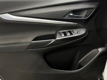 2023 Chevrolet Bolt EUV photo 5