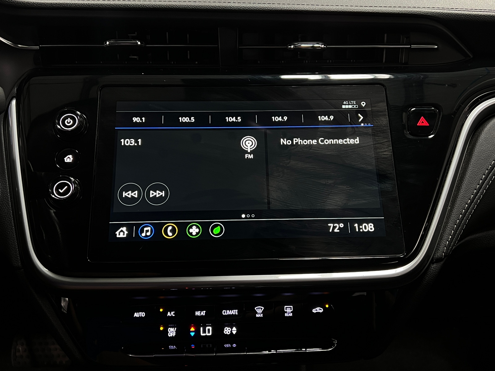 Thumbnail: 2023 Chevrolet Bolt EUV - 4