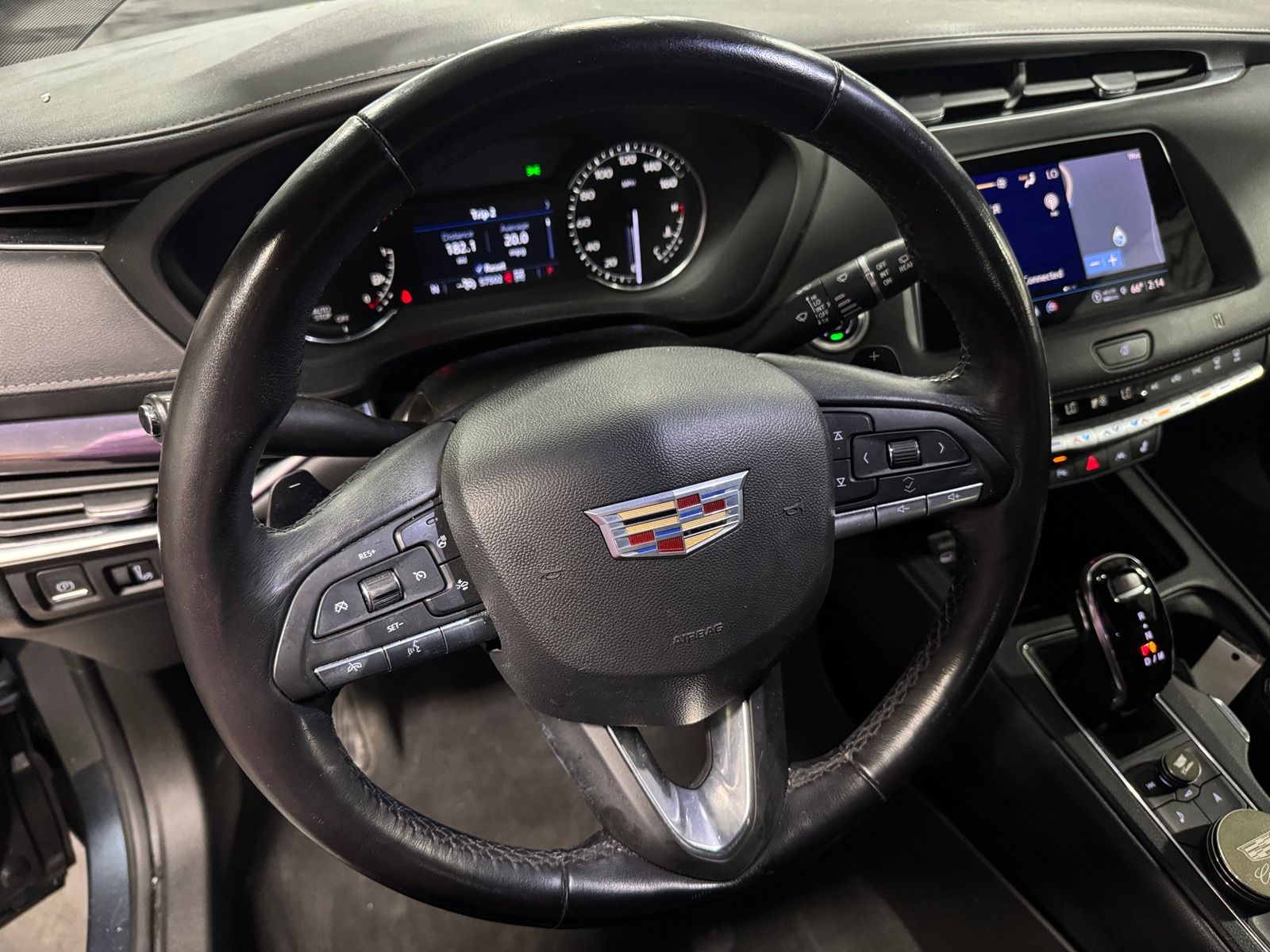 Thumbnail: 2021 Cadillac XT4 - 4