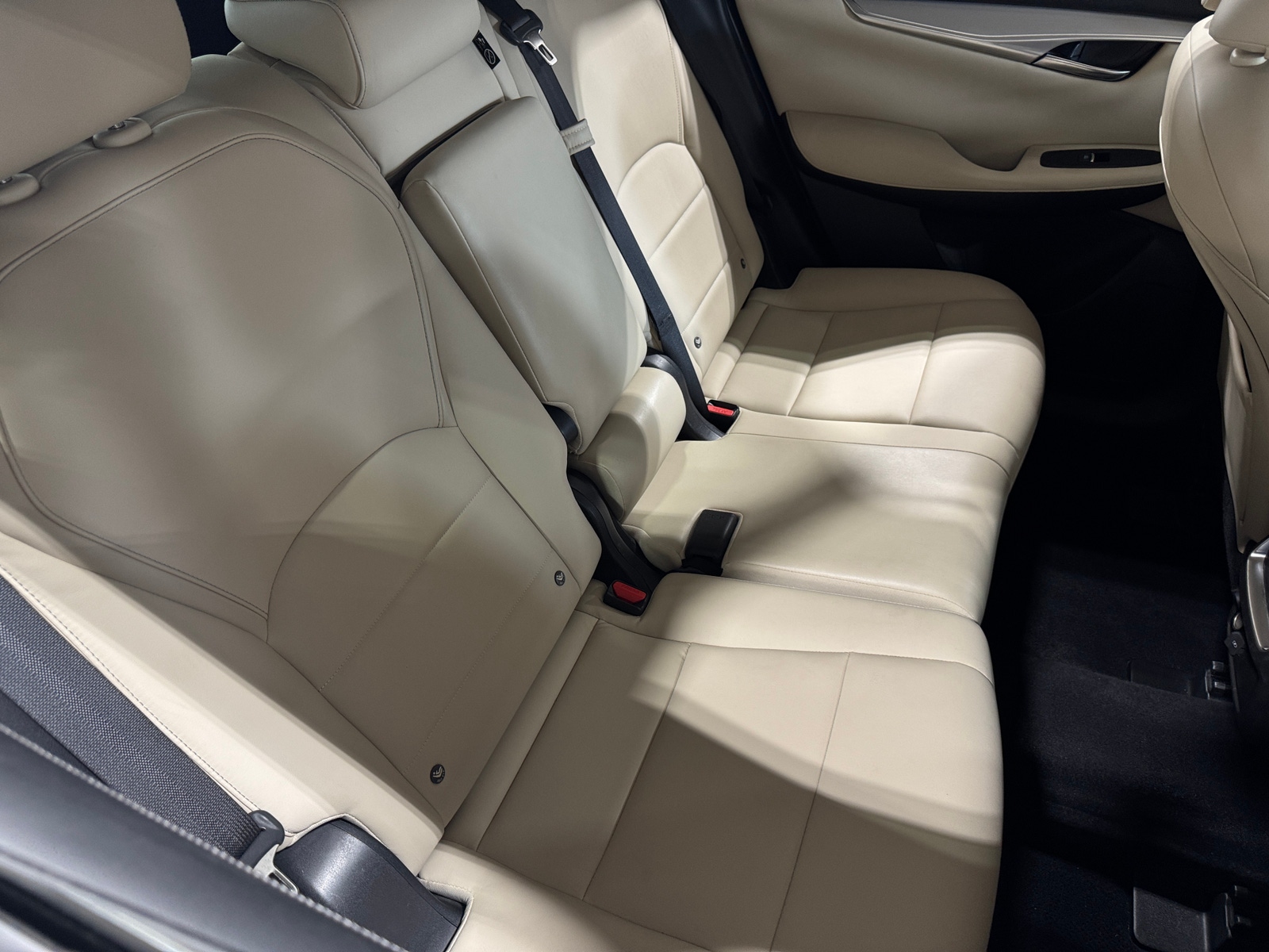 Thumbnail: 2019 INFINITI QX50 - 5
