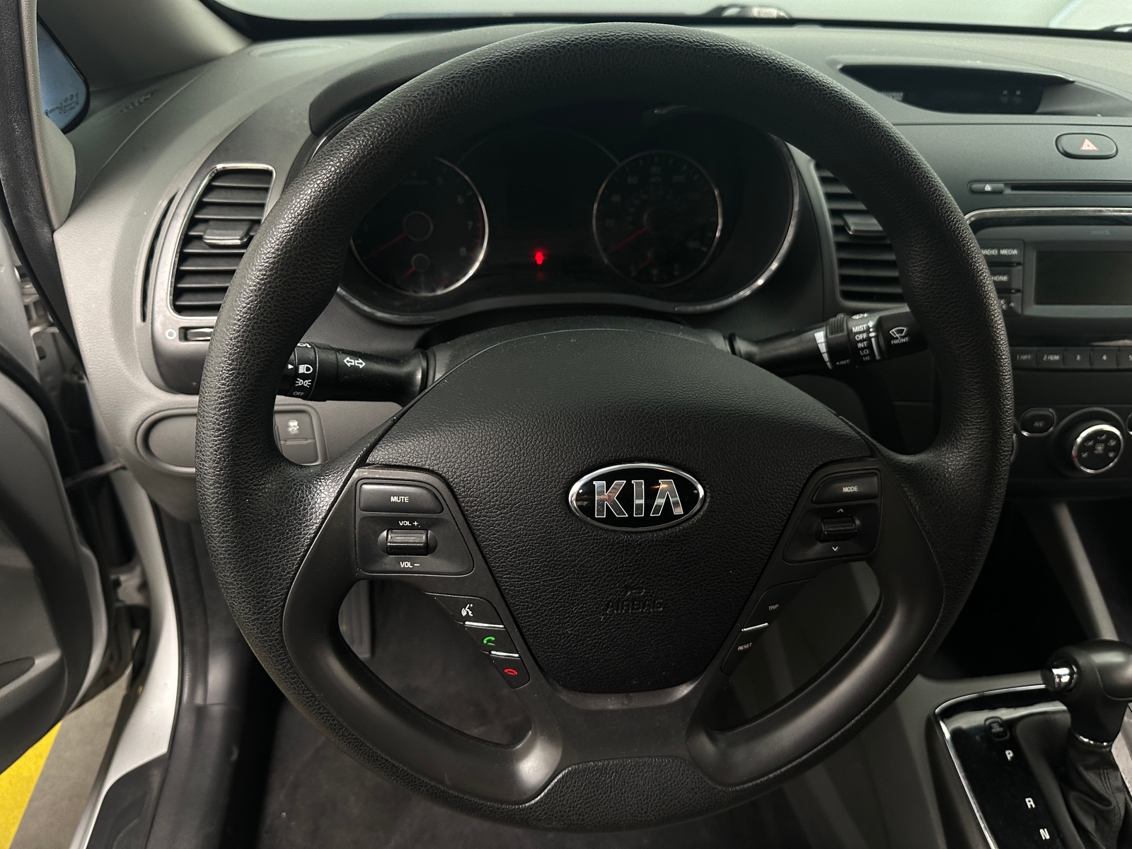 Thumbnail: 2017 Kia Forte - 5