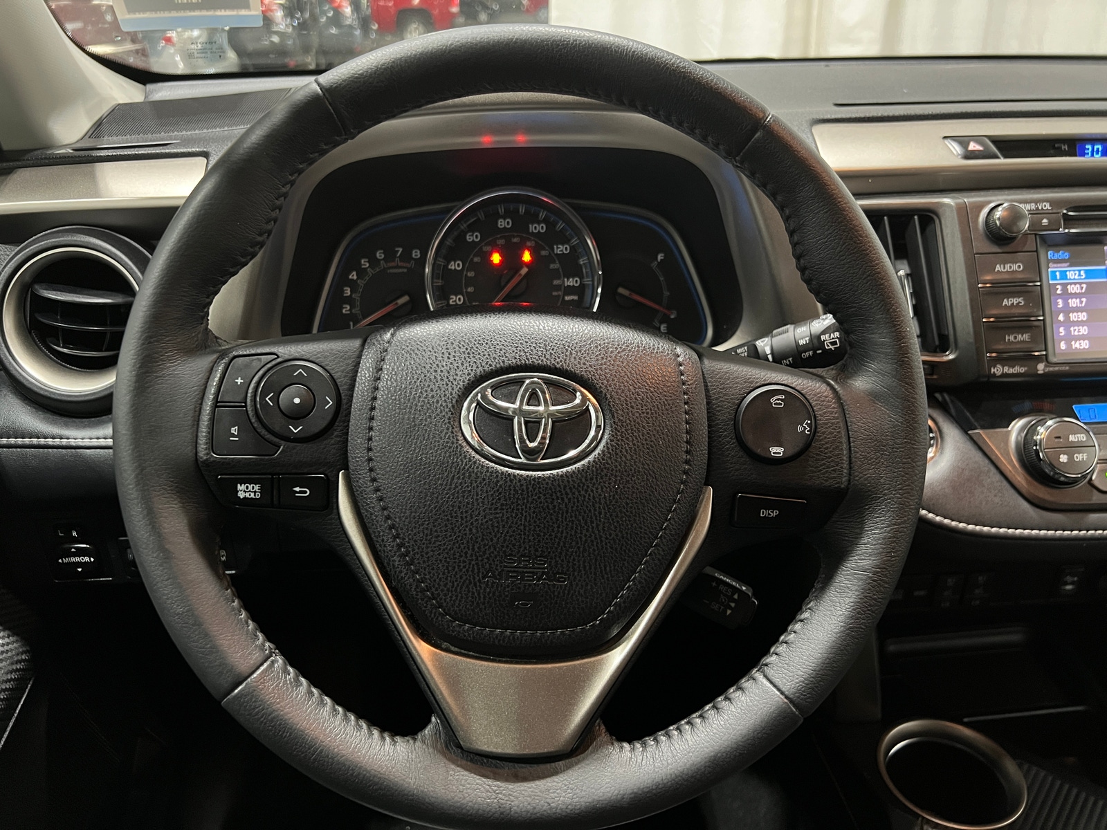 Thumbnail: 2015 Toyota RAV4 - 5