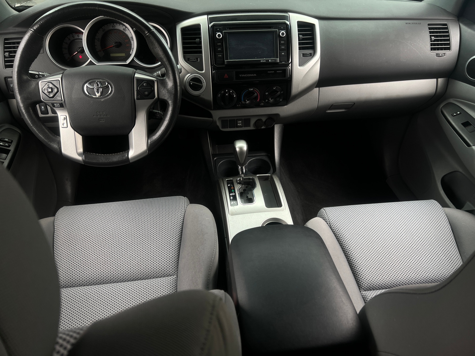 Thumbnail: 2015 Toyota Tacoma - 3
