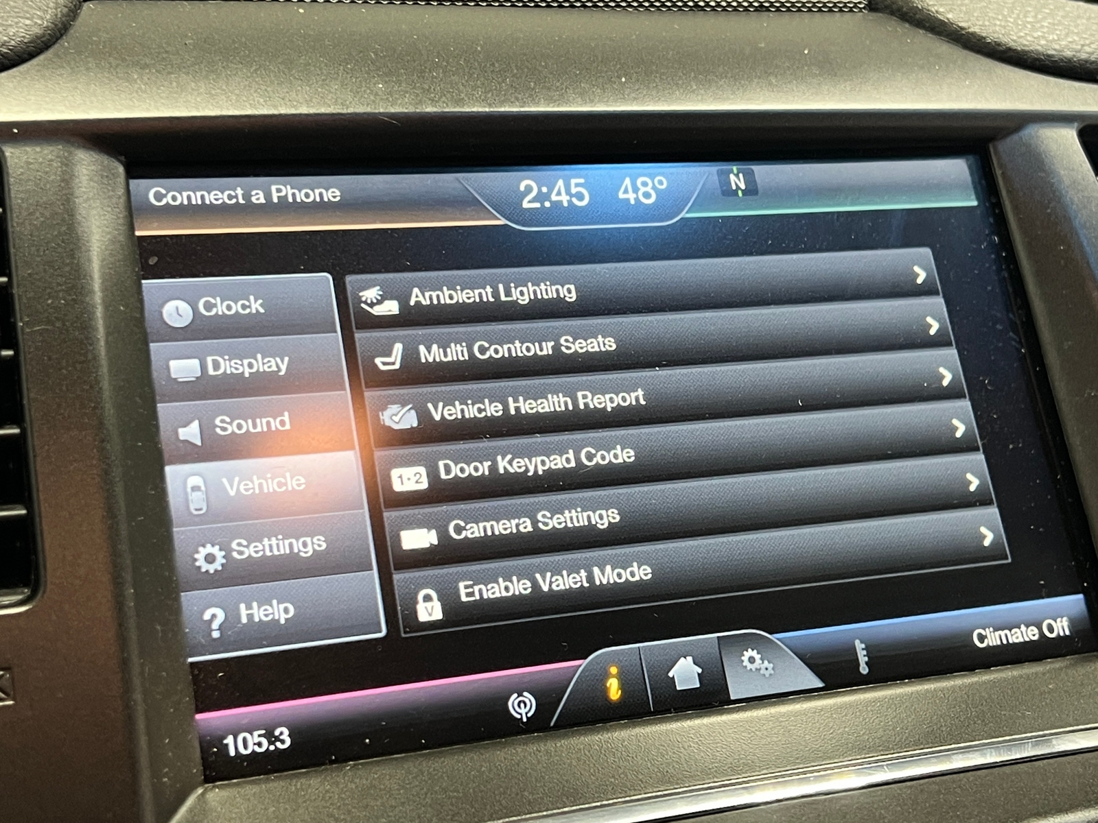 Thumbnail: 2014 Lincoln MKS - 3