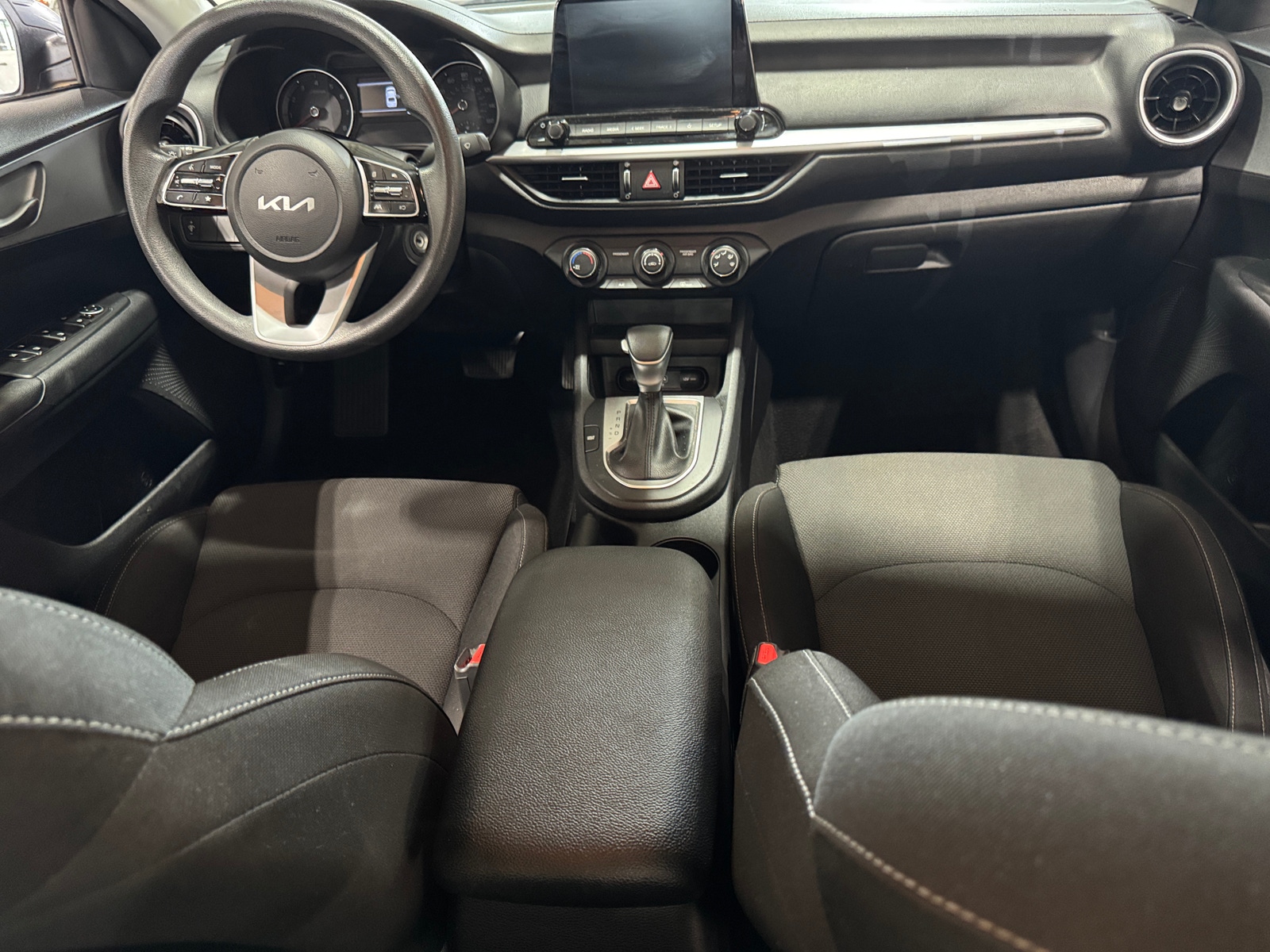 Thumbnail: 2023 Kia Forte - 3