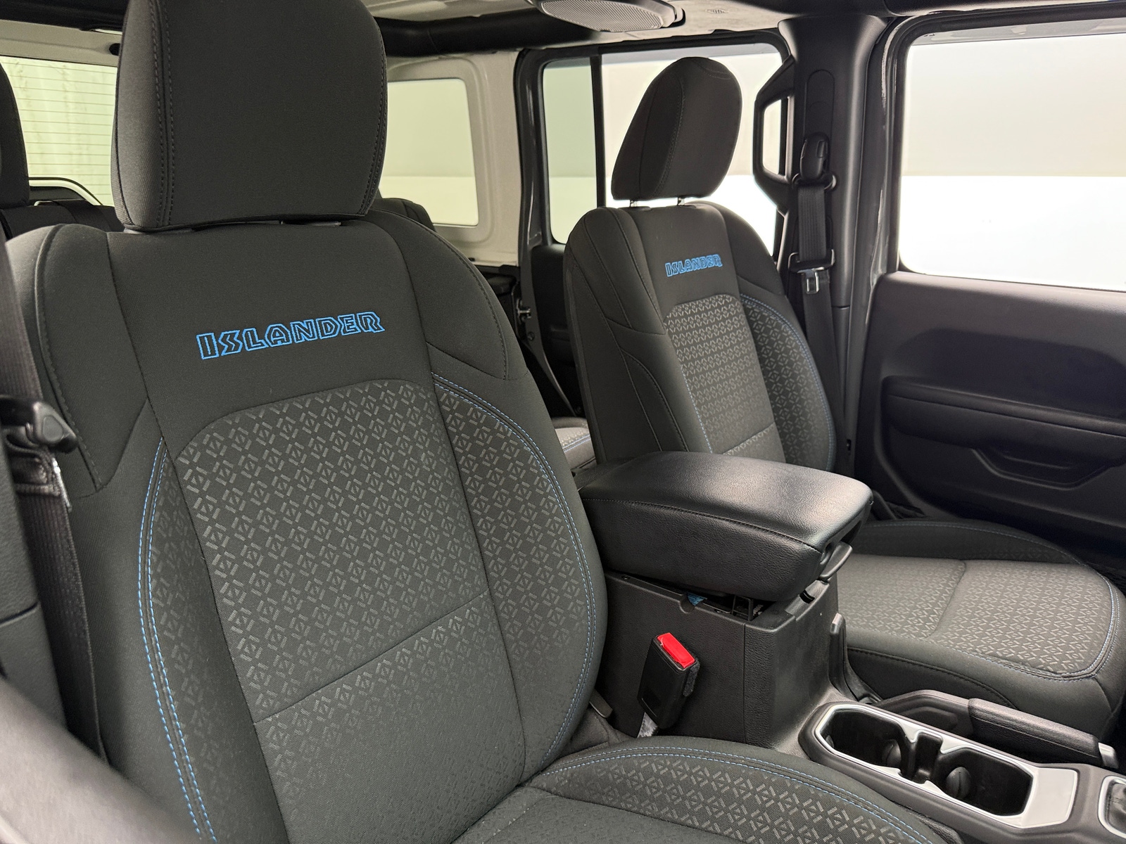 Thumbnail: 2021 Jeep Wrangler - 2