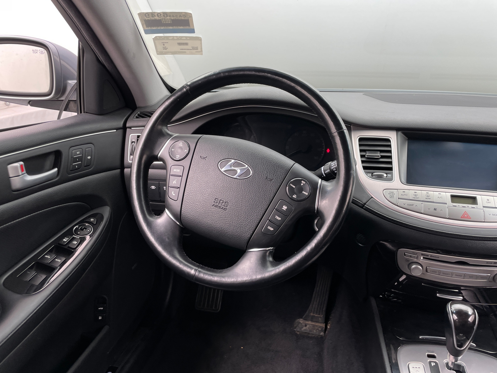 Thumbnail: 2014 Hyundai Genesis - 4