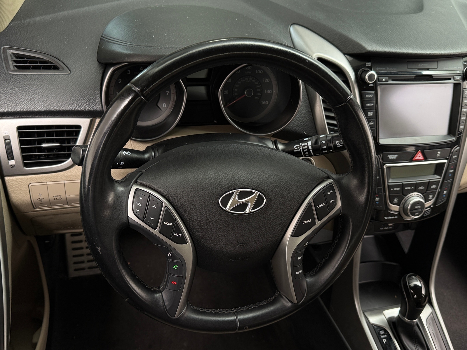 Thumbnail: 2016 Hyundai Elantra - 4