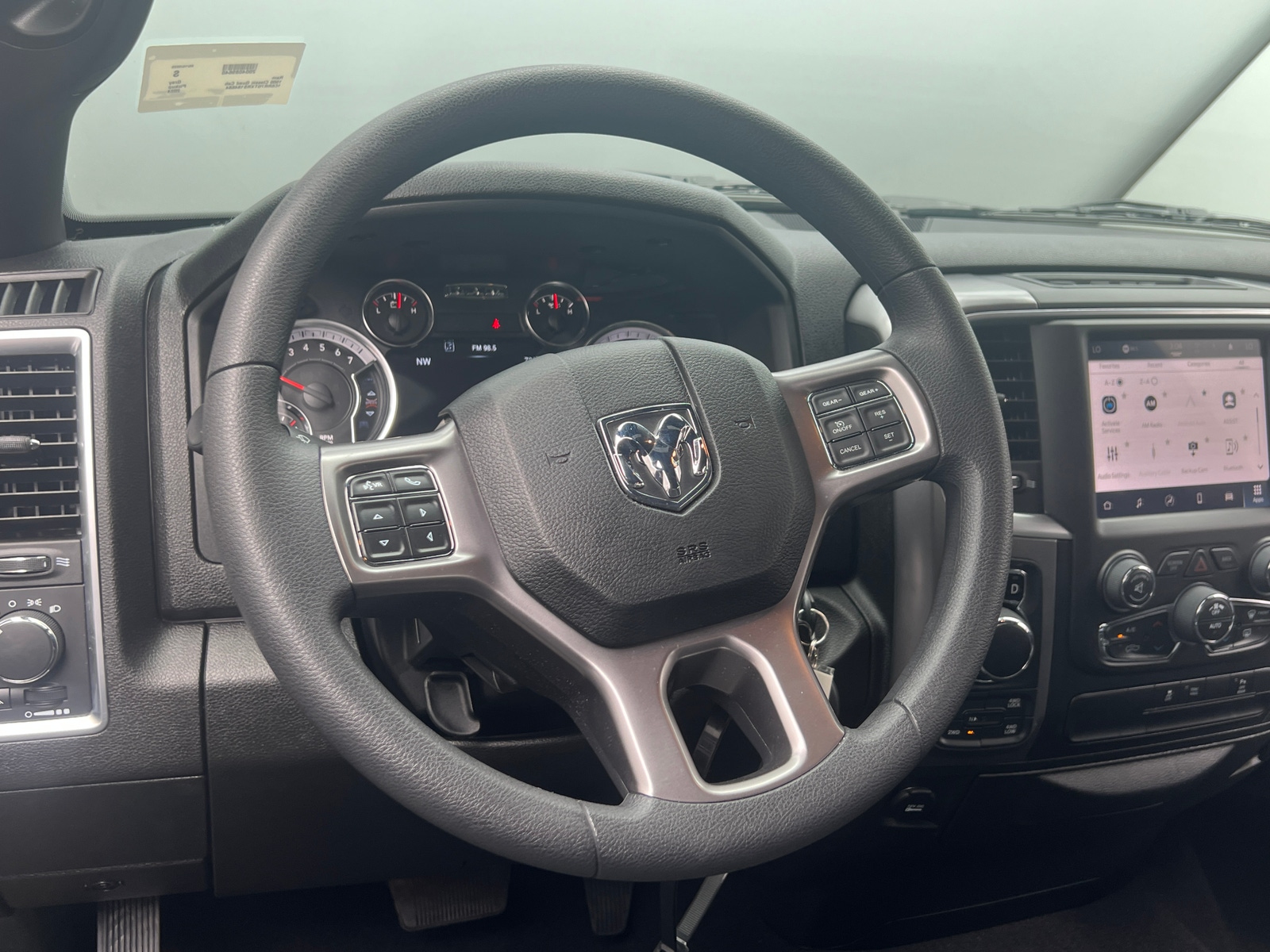 Thumbnail: 2024 RAM 1500 Classic - 5