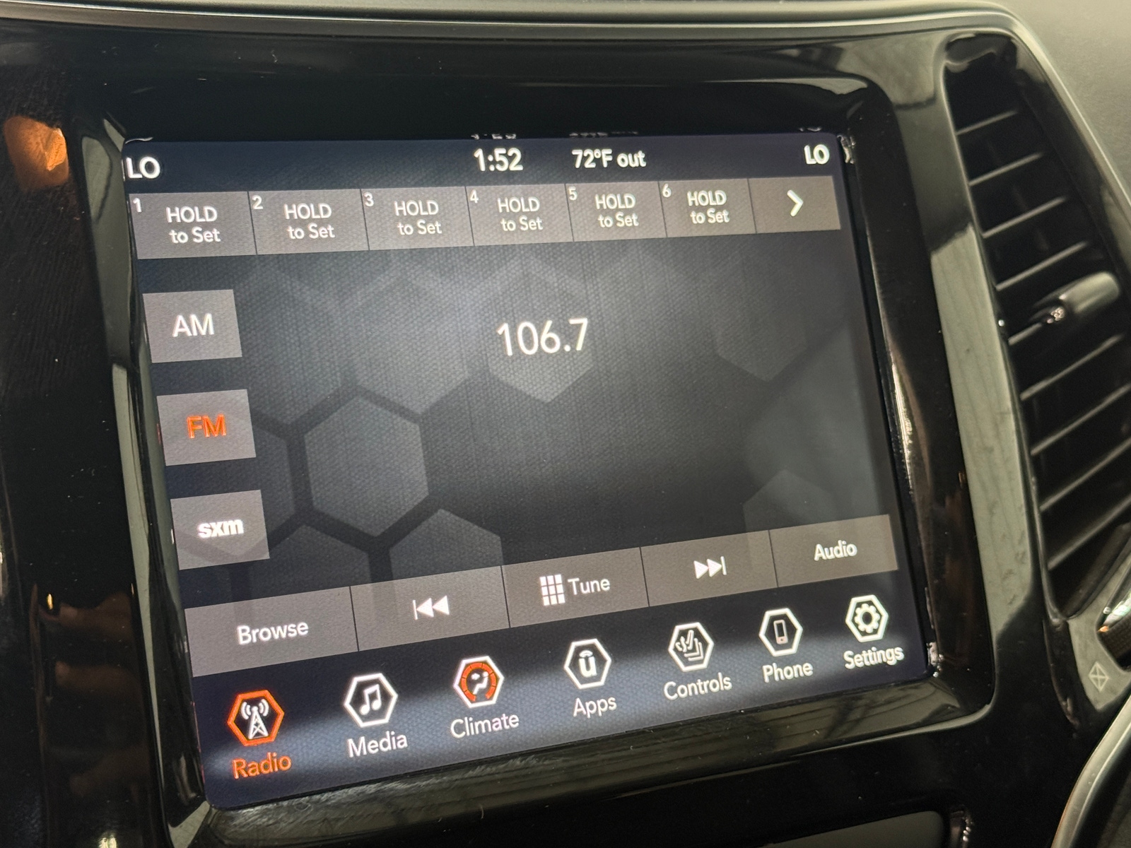 Thumbnail: 2019 Jeep Cherokee - 3