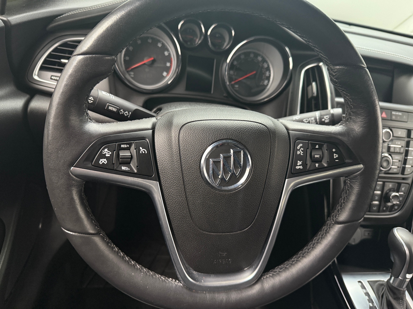Thumbnail: 2018 Buick Cascada - 4