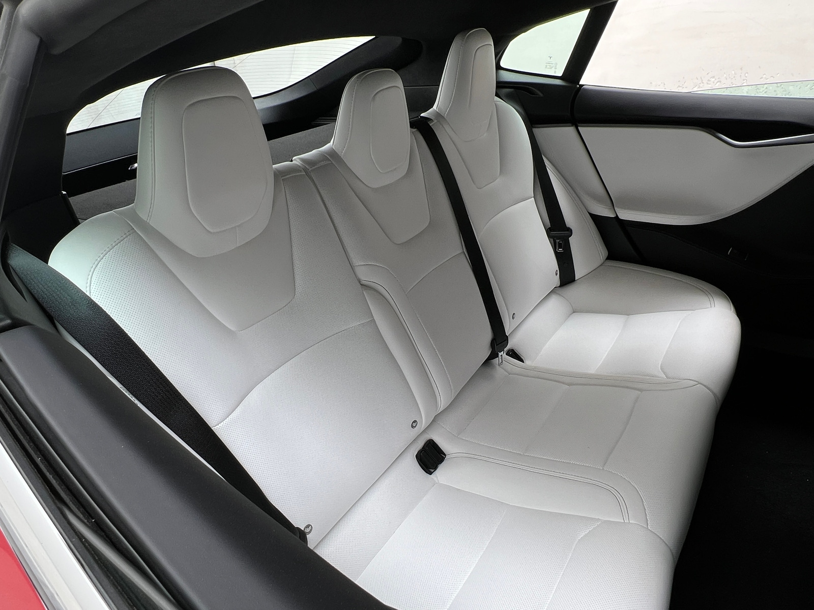 Thumbnail: 2018 Tesla Model S - 5