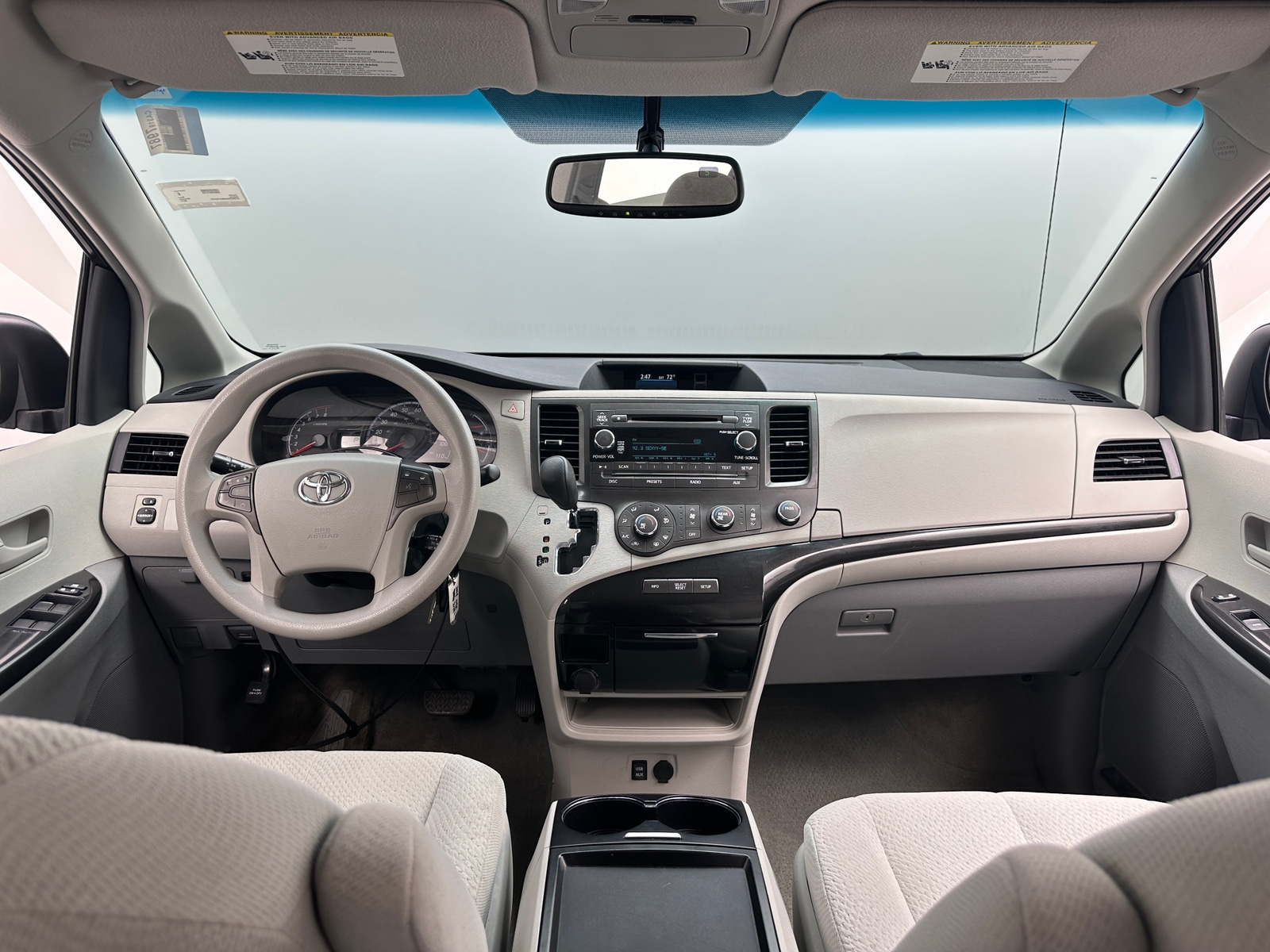 Thumbnail: 2011 Toyota Sienna - 3