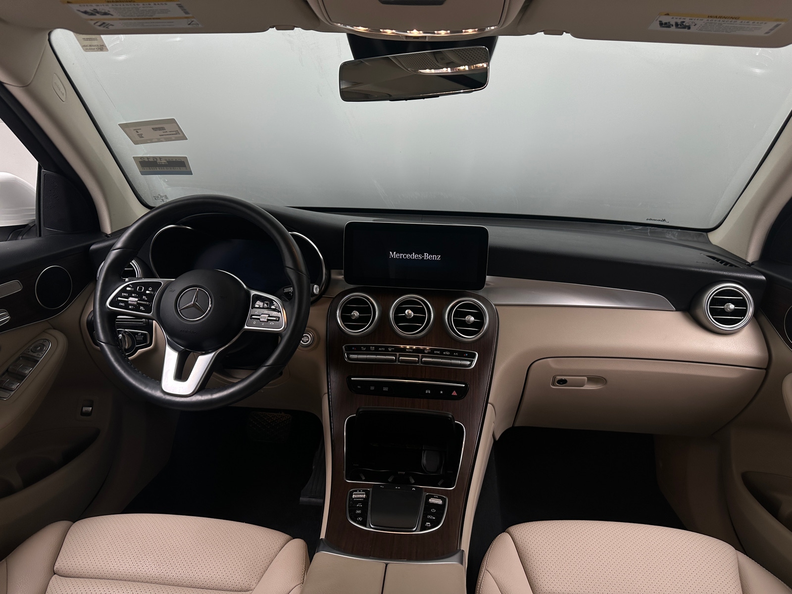 Thumbnail: 2022 Mercedes-Benz GLC - 2