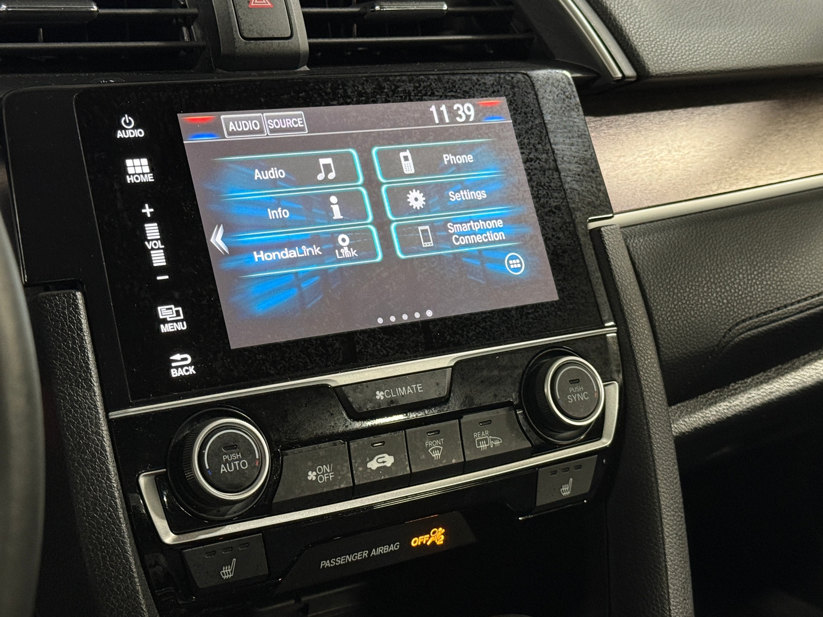 Thumbnail: 2018 Honda Civic - 3
