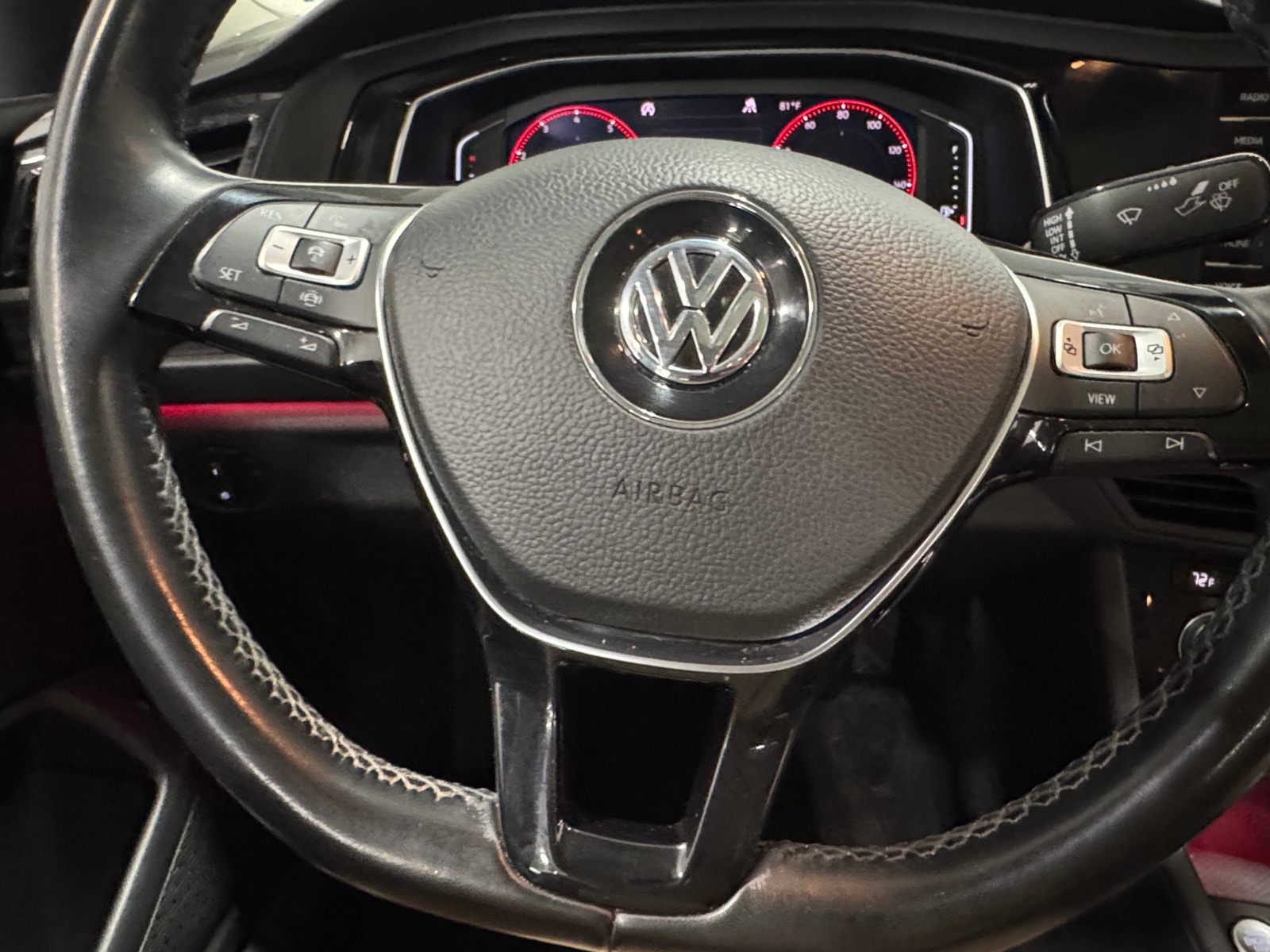 Thumbnail: 2019 Volkswagen Jetta - 4