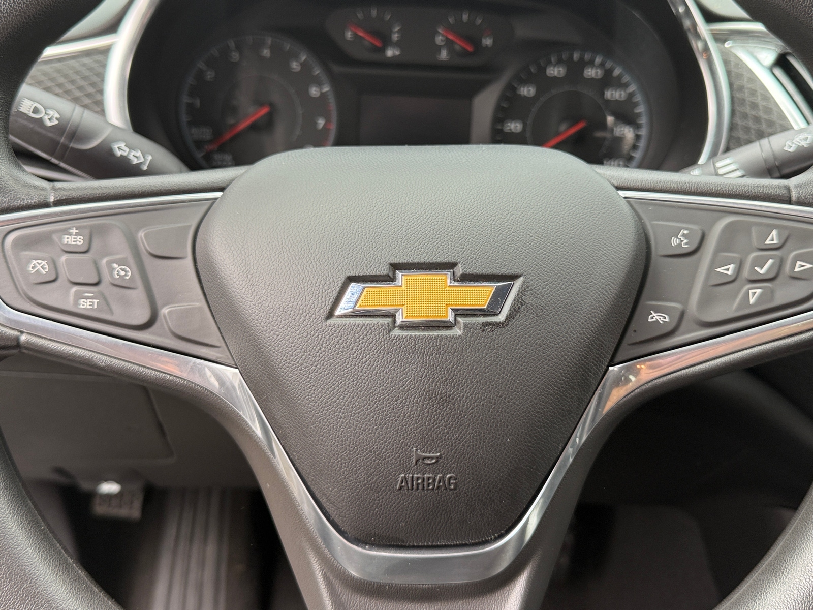 Thumbnail: 2017 Chevrolet Malibu - 5