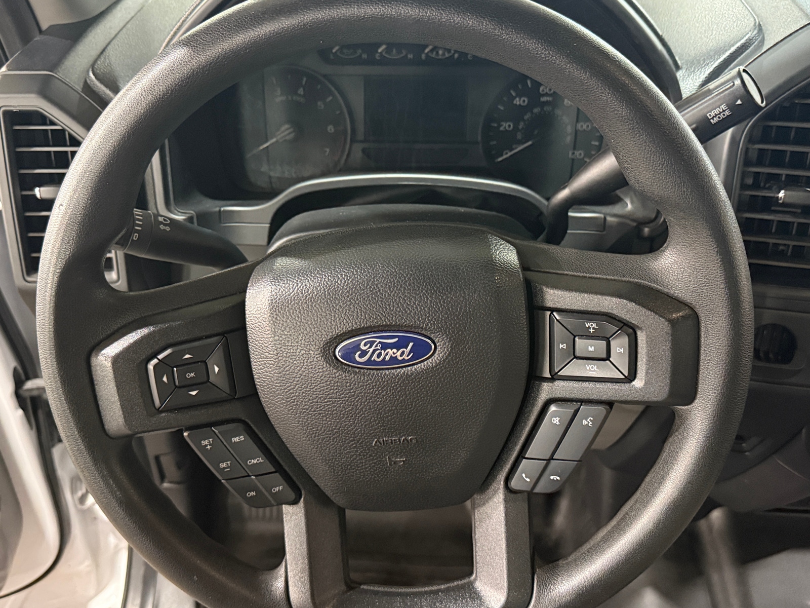 Thumbnail: 2020 Ford Econoline - 4