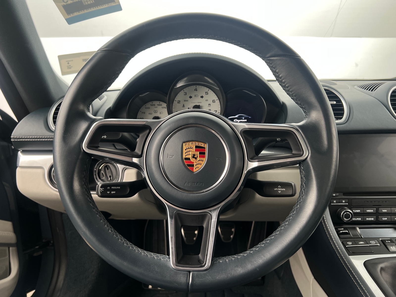 Thumbnail: 2017 Porsche 718 Cayman - 4