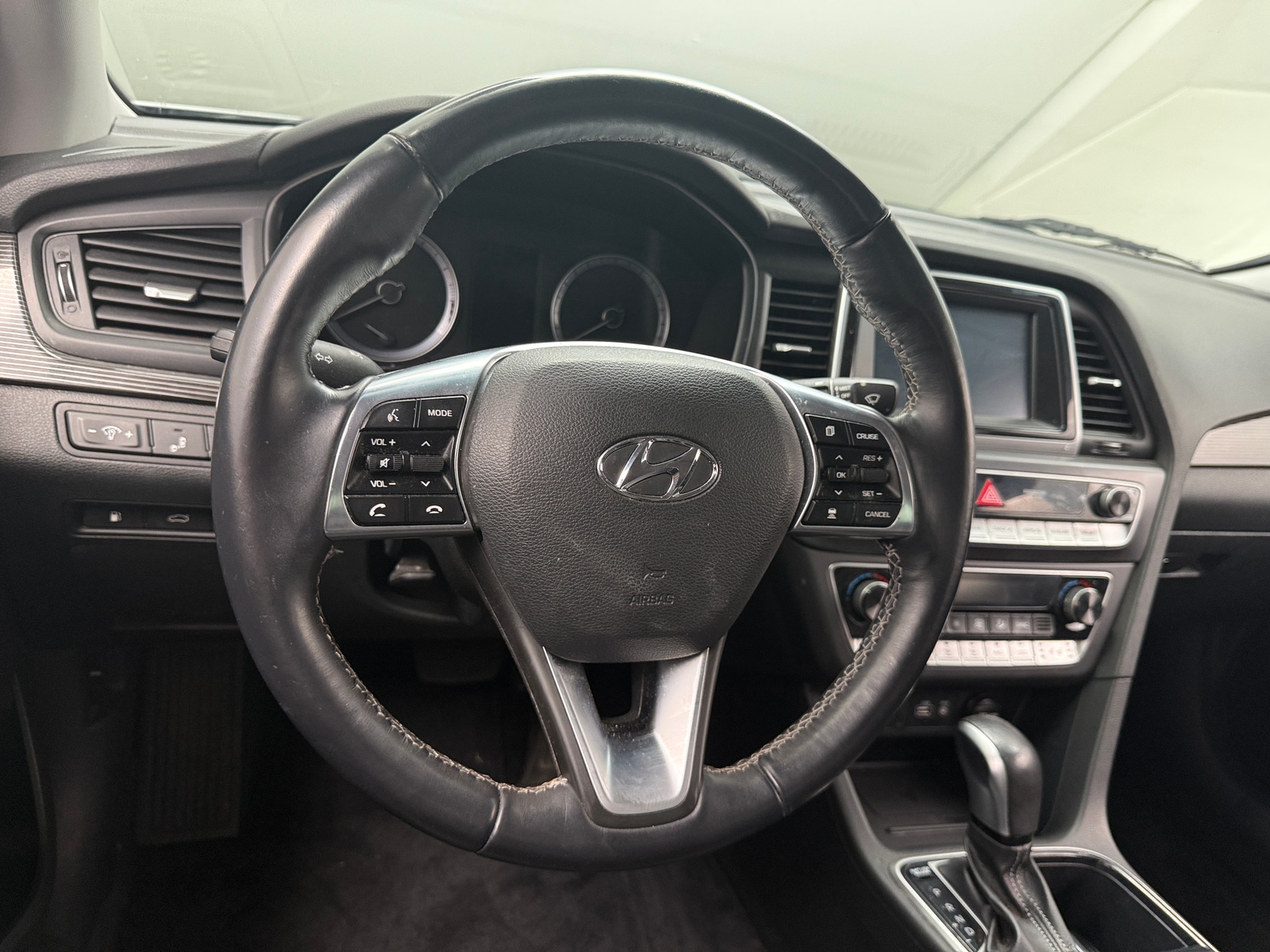 Thumbnail: 2018 Hyundai Sonata - 4