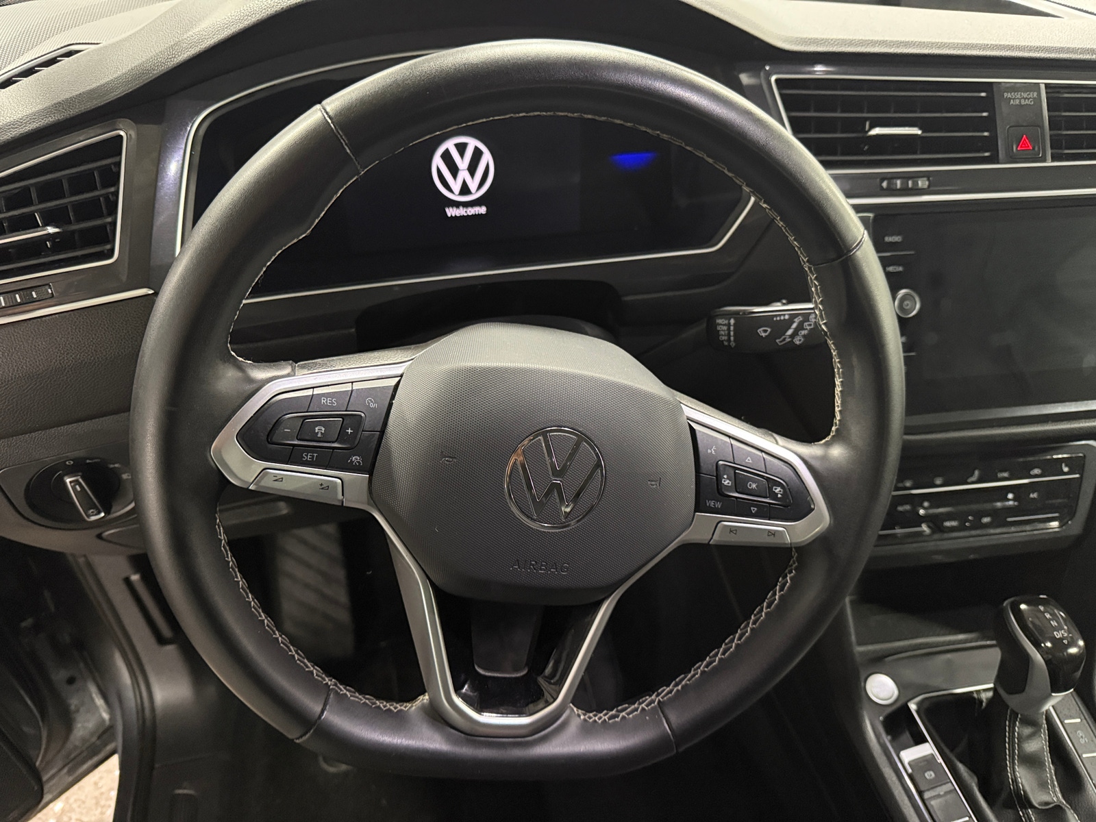 Thumbnail: 2024 Volkswagen Tiguan - 4