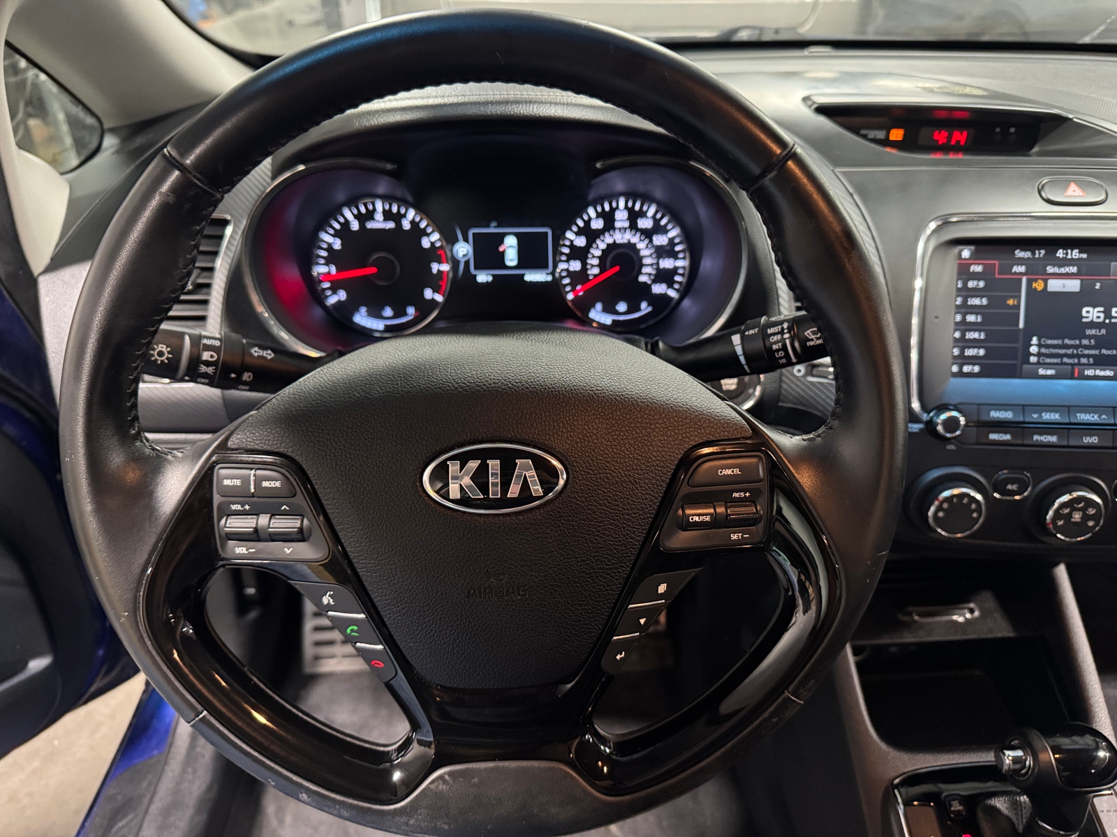 Thumbnail: 2017 Kia Forte - 5