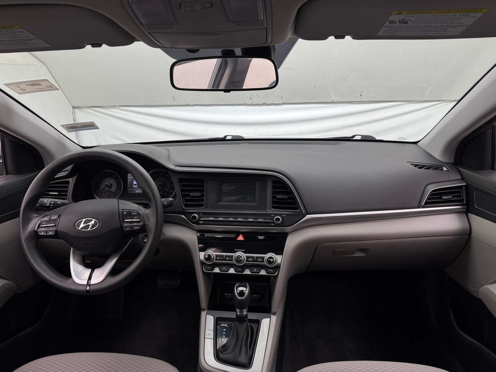 Thumbnail: 2020 Hyundai Elantra - 3
