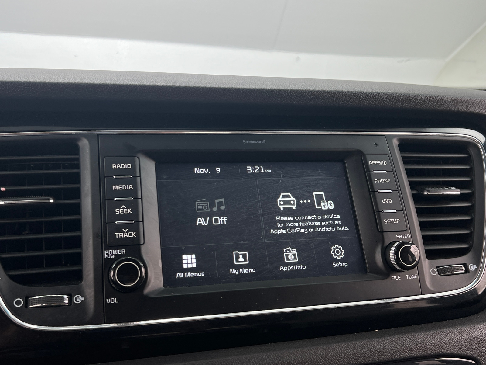 Thumbnail: 2017 Kia Sedona - 3