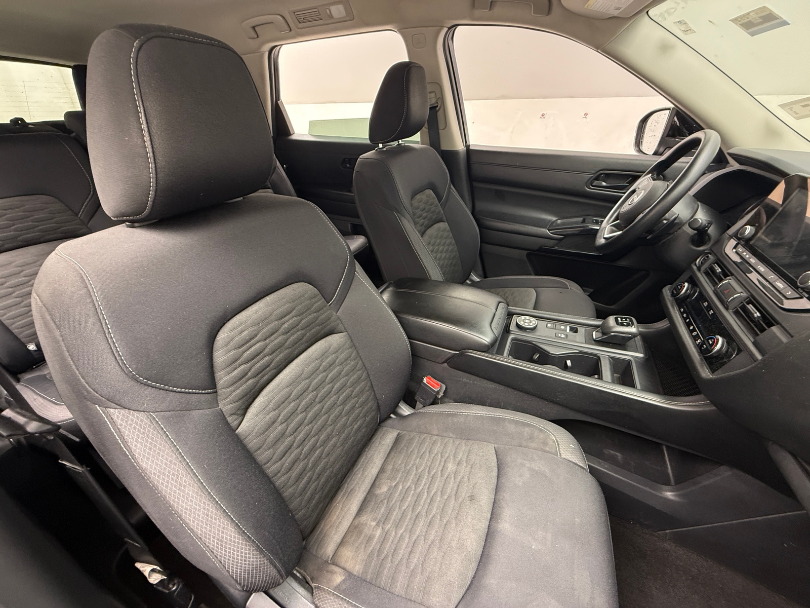 Thumbnail: 2023 Nissan Pathfinder - 2