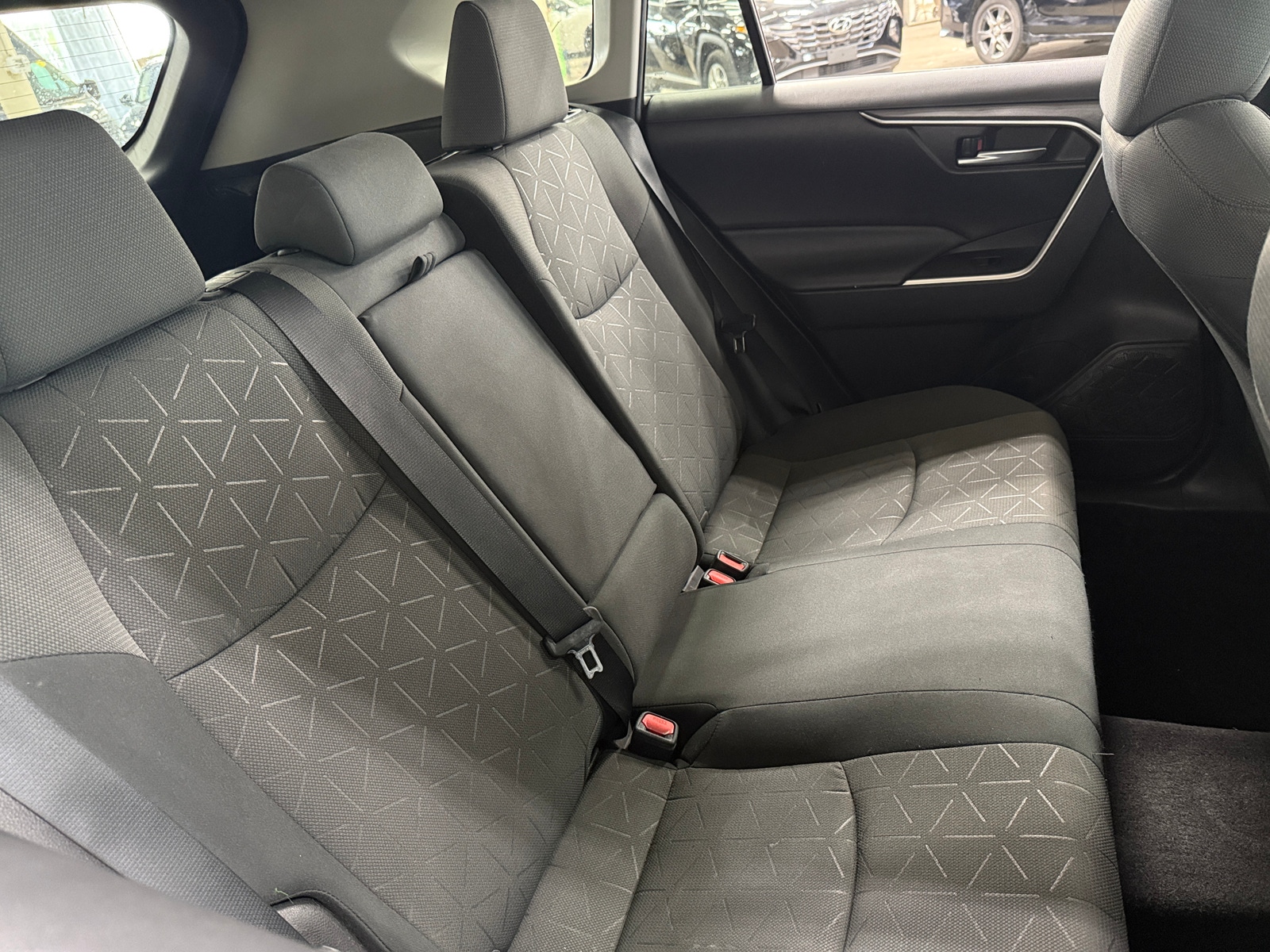 Thumbnail: 2021 Toyota RAV4 - 6