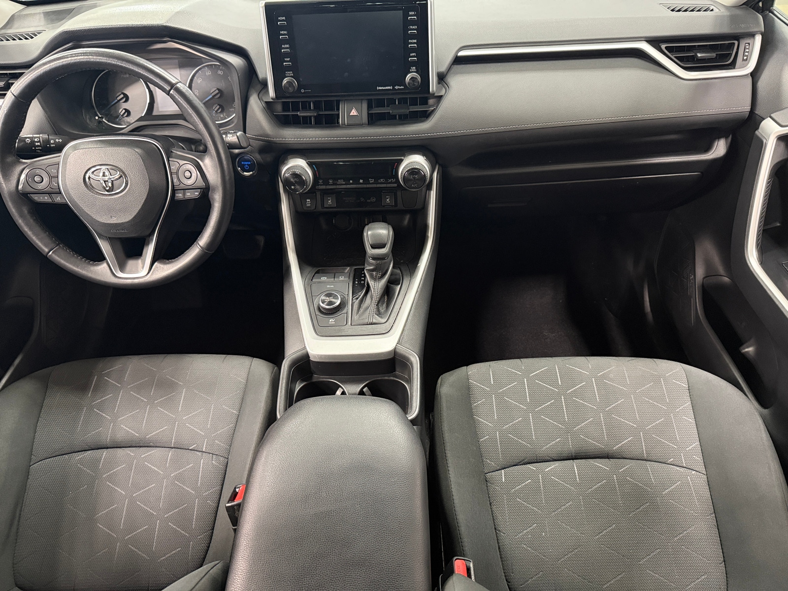 Thumbnail: 2021 Toyota RAV4 - 3