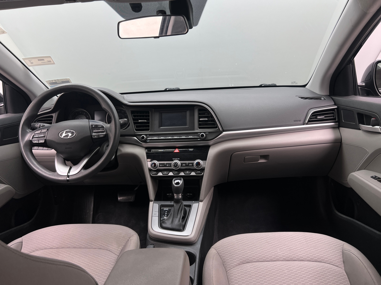 Thumbnail: 2020 Hyundai Elantra - 3