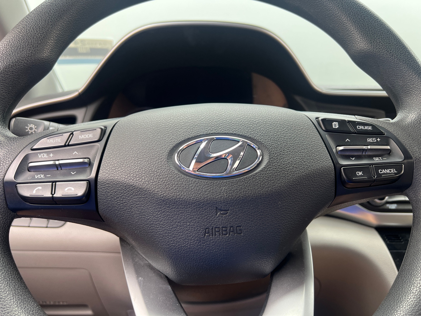 Thumbnail: 2020 Hyundai Elantra - 5