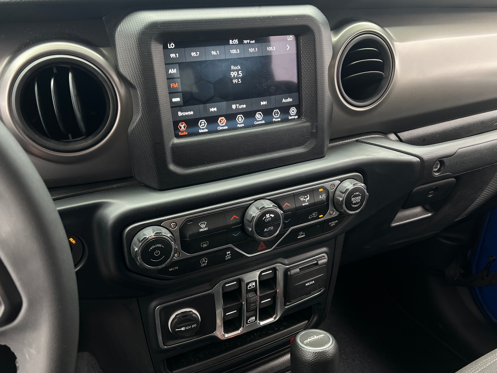 Thumbnail: 2023 Jeep Gladiator - 4