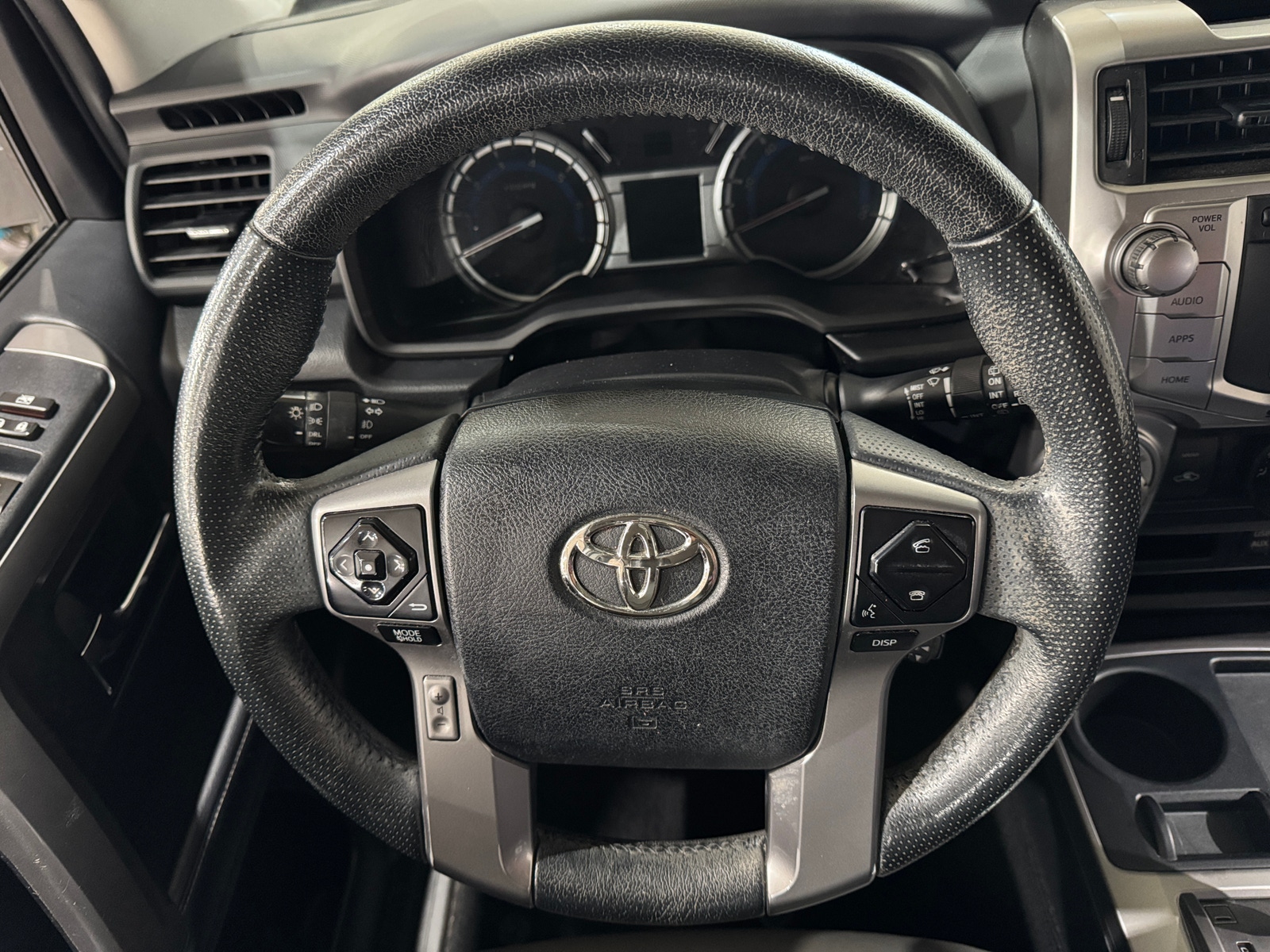 Thumbnail: 2016 Toyota 4Runner - 5