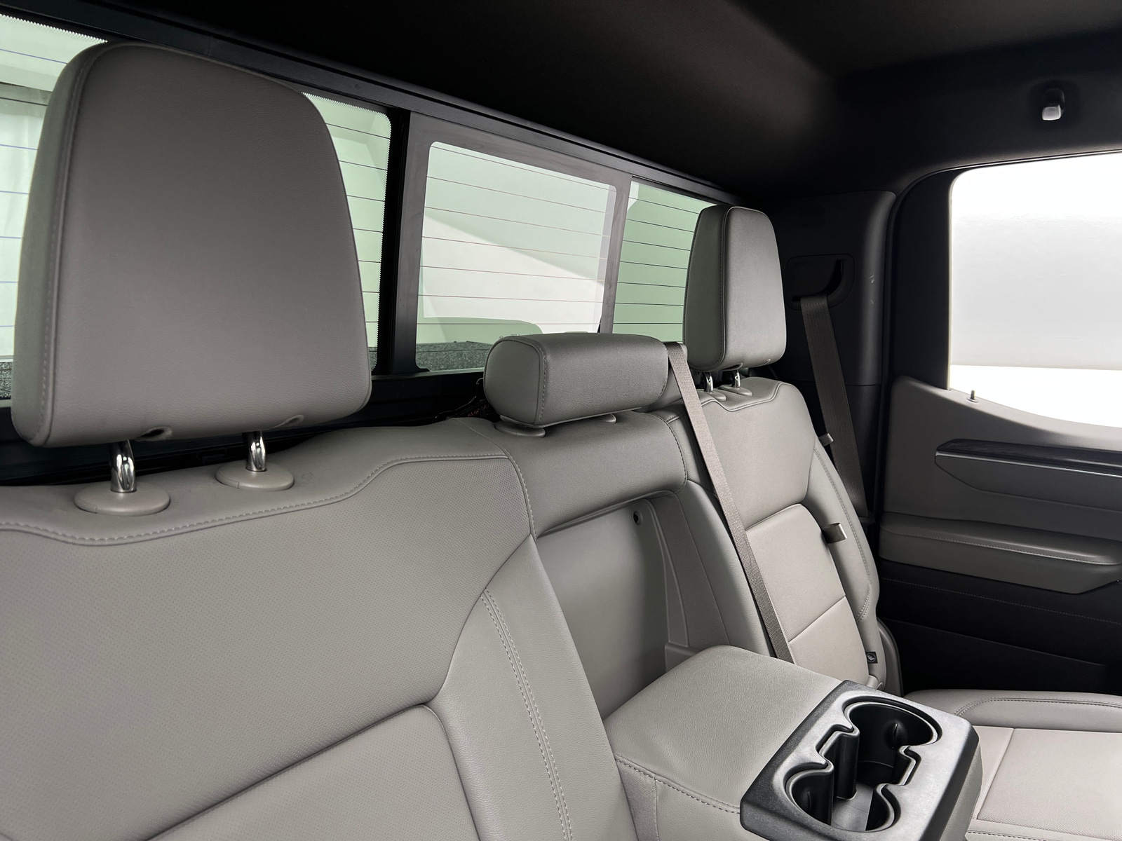 Thumbnail: 2022 Chevrolet Silverado 1500 - 5