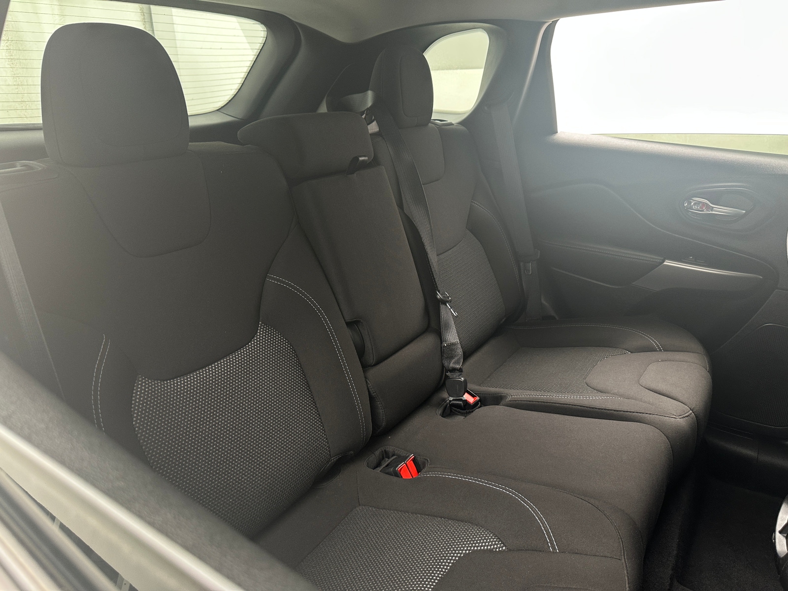 Thumbnail: 2021 Jeep Cherokee - 6