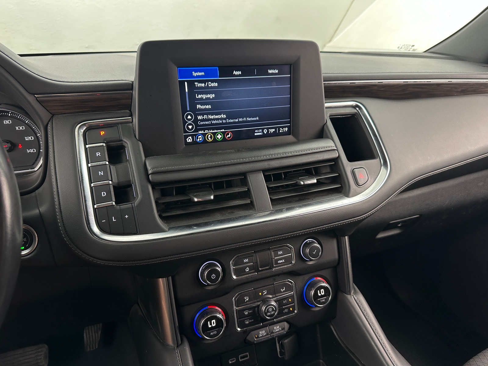 Thumbnail: 2022 Chevrolet Suburban - 4