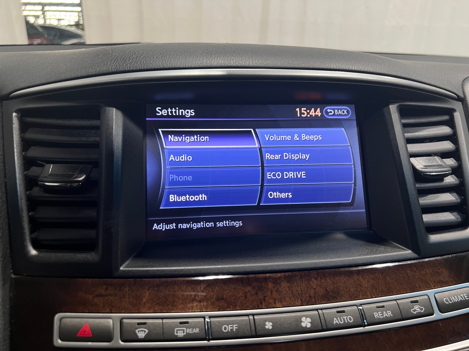 Thumbnail: 2014 INFINITI QX60 - 3