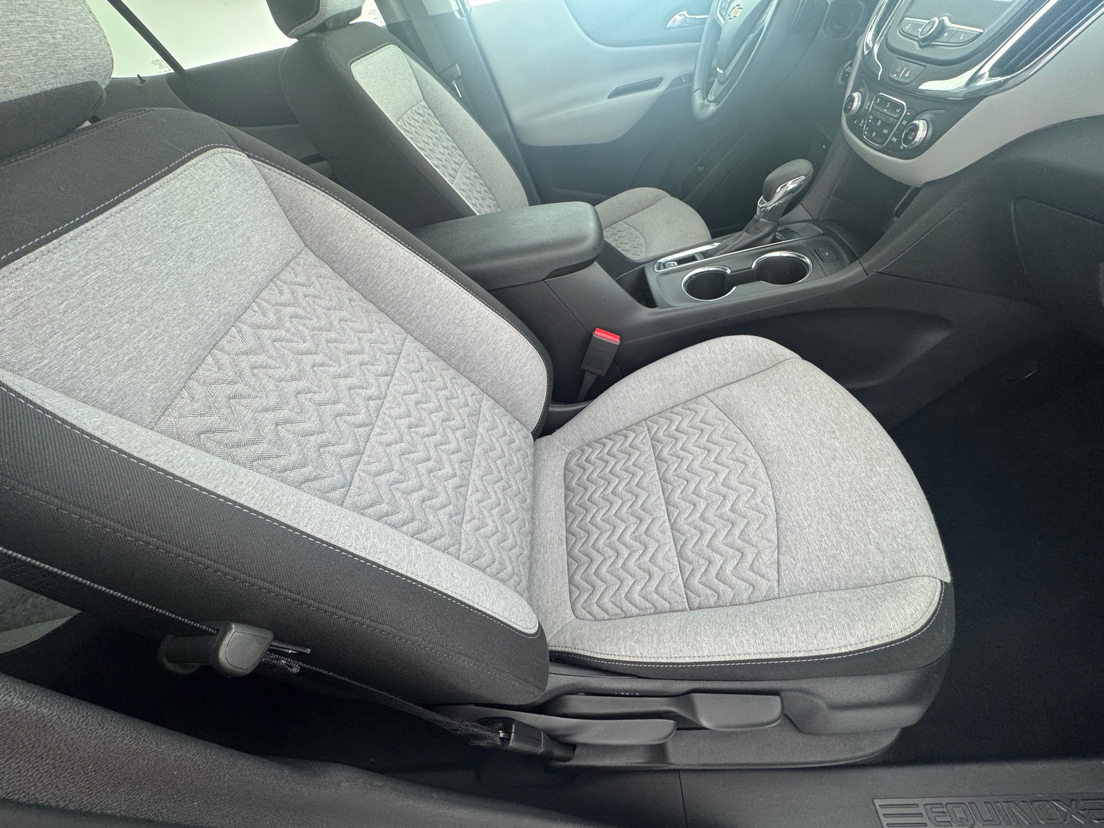 Thumbnail: 2023 Chevrolet Equinox - 2