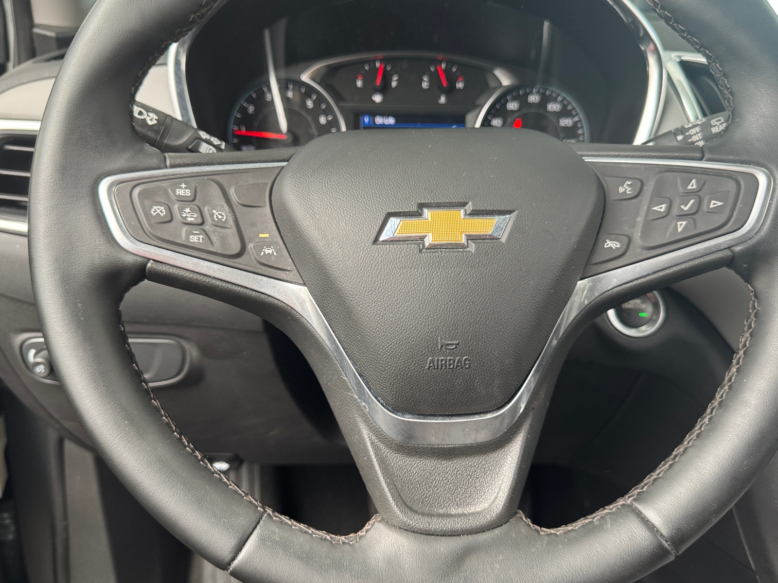 Thumbnail: 2023 Chevrolet Equinox - 5